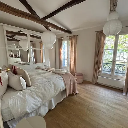 Spacious | Stylish & Paris